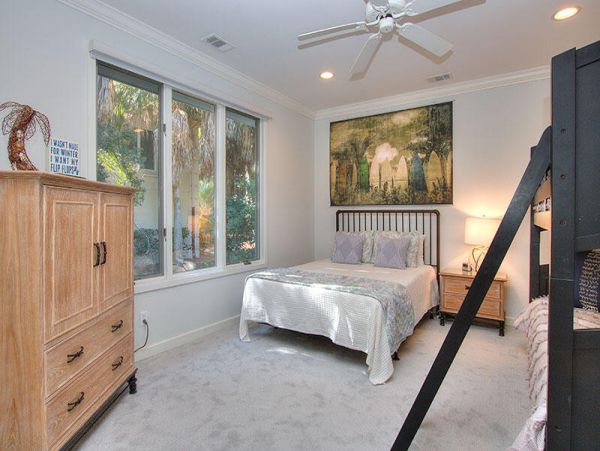 Cozy Four Bedroom Vacation Home in Hilton Head Sleeps 12