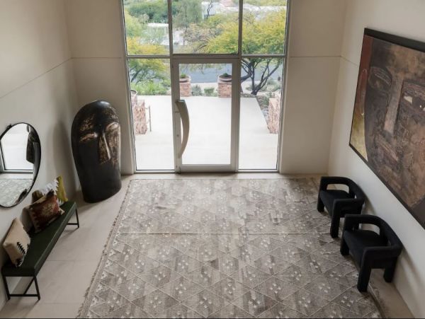Luxury Vacation Home in Paradise Valley 6 Bedrooms With Pool