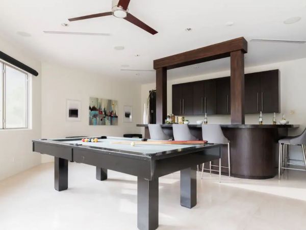 Luxury Vacation Home in Paradise Valley 6 Bedrooms With Pool