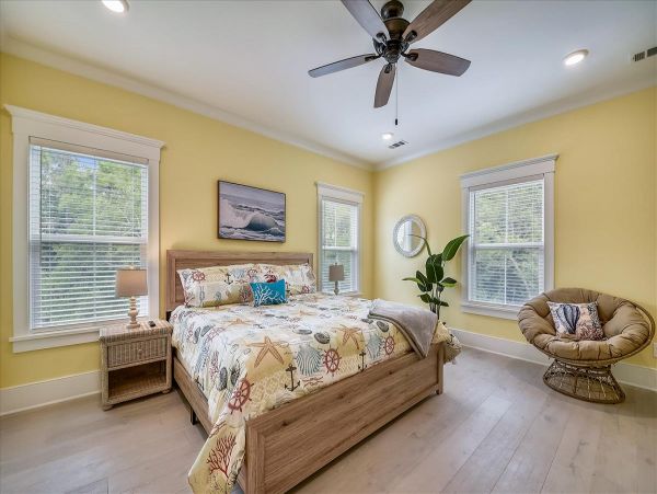 Hilton Head 5 Bedroom Home with Heated Salt Water Pool