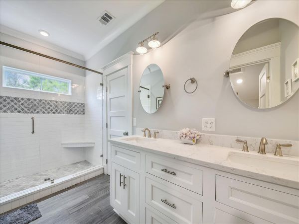 Hilton Head 5 Bedroom Home with Heated Salt Water Pool