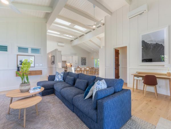 Haena Beautiful 3 Bedroom Home with Hot Tub & Great Views