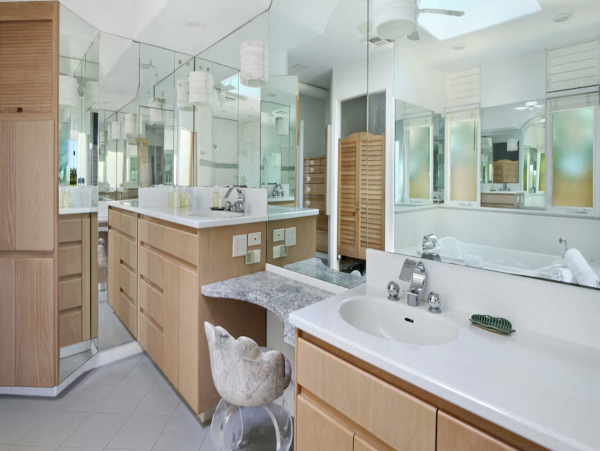 Three Bedroom Golf Course View Vacation Home in Koloa