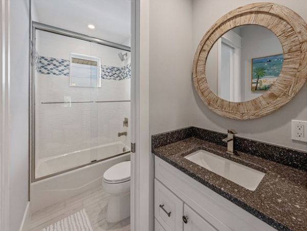 Anna Maria 4 Bedroom Rental Home Only Steps to Beach Access