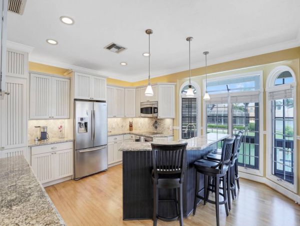 Luxury Marco Island Vacation Home with  Pool & Boat Dock