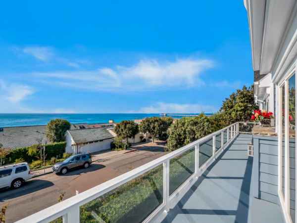 Ocean Views Seven Bedrooms Vacation Home in La Jolla
