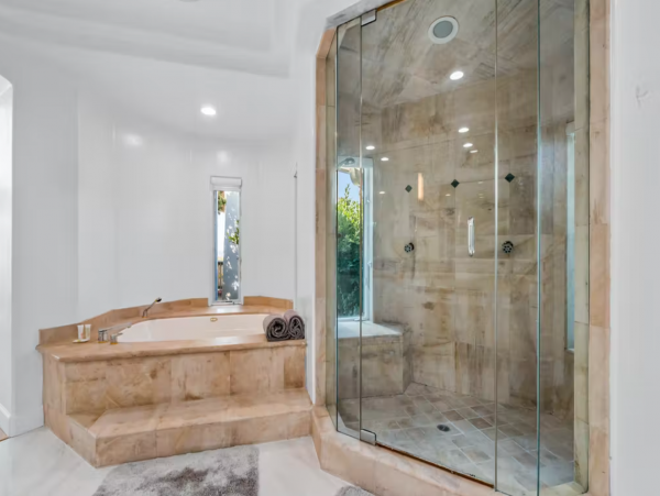 Ocean Views Seven Bedrooms Vacation Home in La Jolla