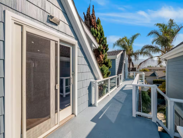 Ocean Views Seven Bedrooms Vacation Home in La Jolla