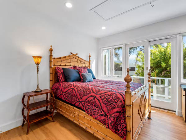 Ocean Views Seven Bedrooms Vacation Home in La Jolla