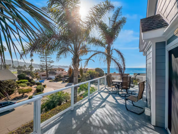 Ocean Views Seven Bedrooms Vacation Home in La Jolla