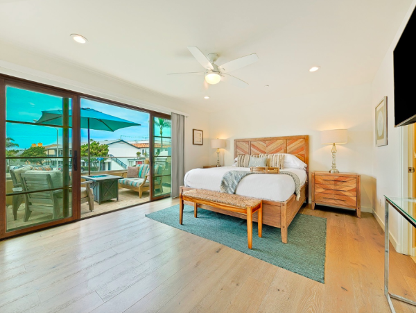 Effortless Coastal Living Just One Block from Windandsea Beach