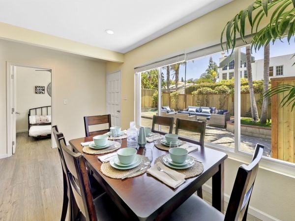 Walk to Beach Vacation Home in La Jolla Four Bedroom