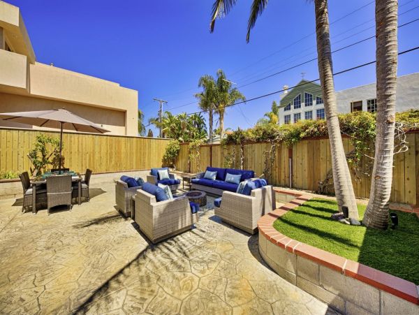 Walk to Beach Vacation Home in La Jolla Four Bedroom