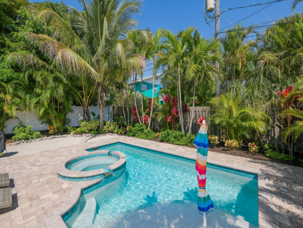 Private Pool Vacation Home Close to Beach in Anna Maria