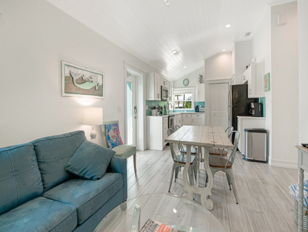 Private Pool Vacation Home Close to Beach in Anna Maria