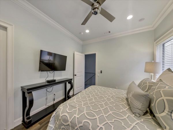 Hilton Head 4 Bdm Luxury Home Close to Bech & Indoor Pool