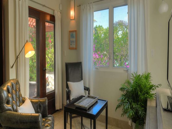 Anguilla Home 1001385