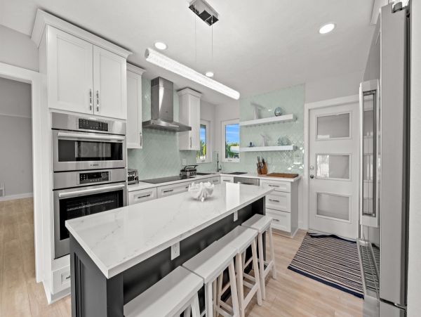 Modern Luxury Villa Canal Front in Holmes Beach 3 Bedrooms
