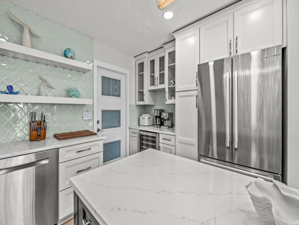 Modern Luxury Villa Canal Front in Holmes Beach 3 Bedrooms
