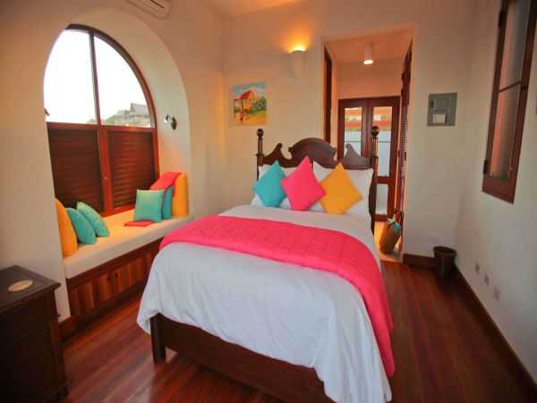Anguilla Home 1001403