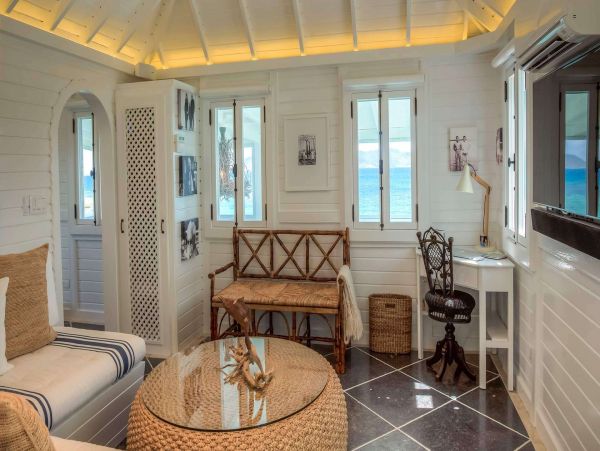 Anguilla Home 1001407