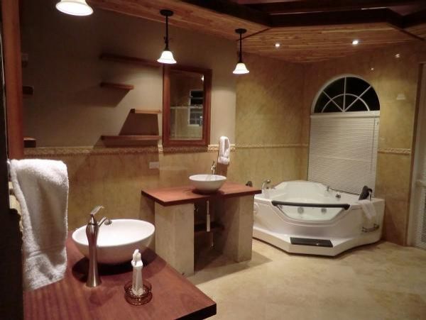 Anguilla Home 1001410