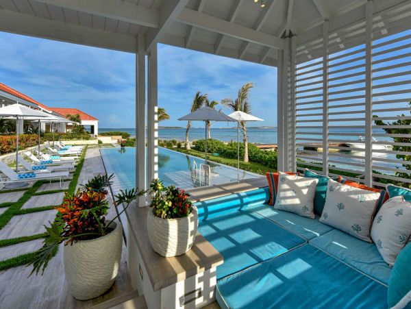Antigua Barbuda Home 1001422