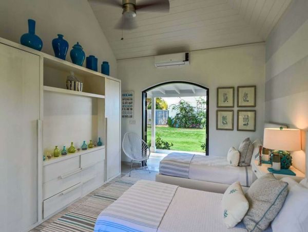 Antigua Barbuda Home 1001422