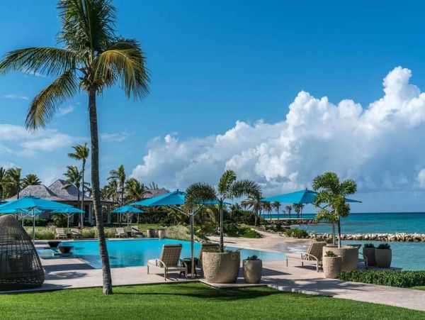 Antigua Barbuda Home 1001423