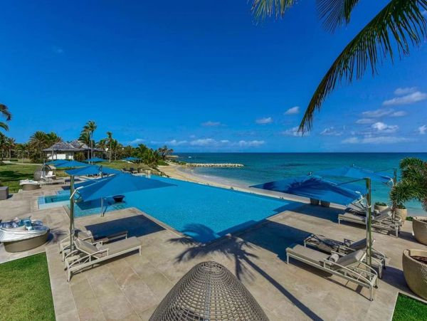 Antigua Barbuda Home 1001423