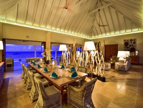 Antigua Barbuda Home 1001423