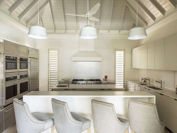Antigua Barbuda Home 1001424