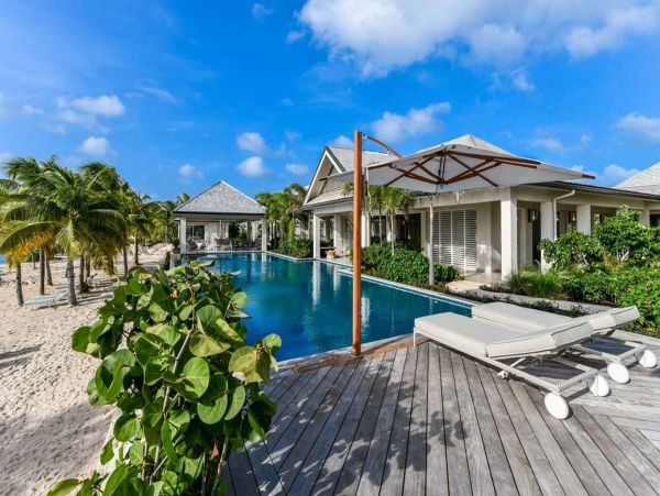 Antigua Barbuda Home 1001425