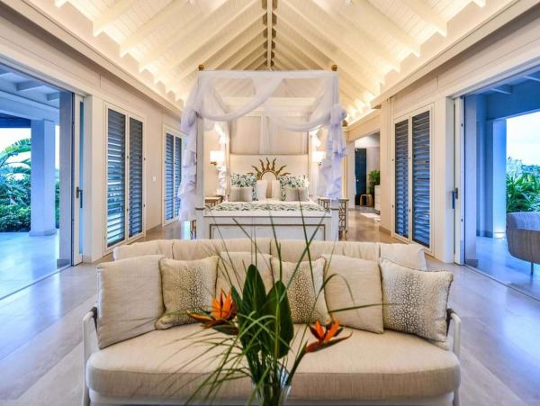 Antigua Barbuda Home 1001425