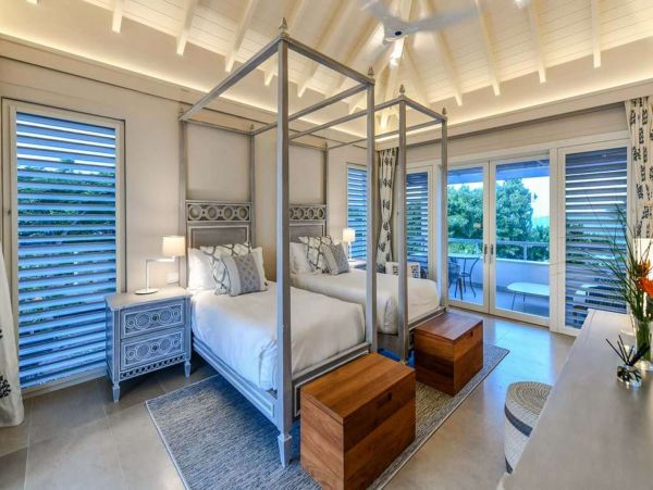 Antigua Barbuda Home 1001425