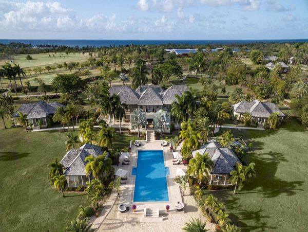 Antigua Barbuda Home 1001426