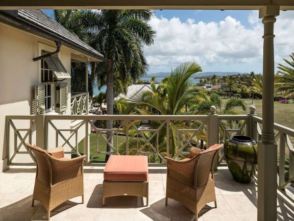 Antigua Barbuda Home 1001426