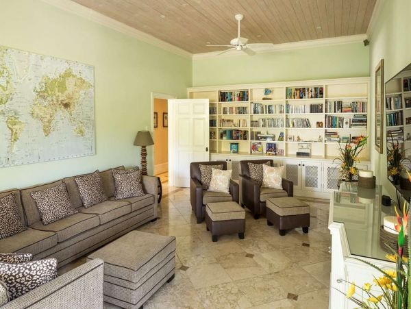 Antigua Barbuda Home 1001426