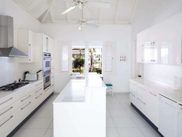 Antigua Barbuda Home 1001429