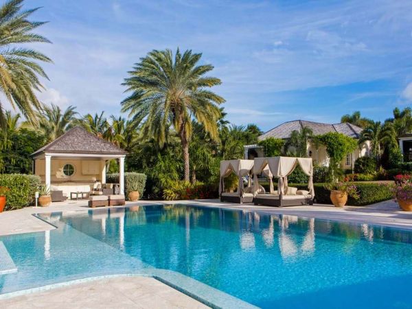 Antigua Barbuda Home 1001431
