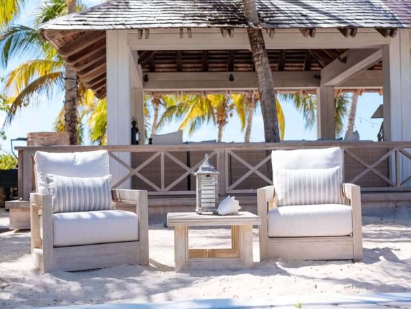 Antigua Barbuda Home 1001432