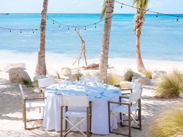 Antigua Barbuda Home 1001432