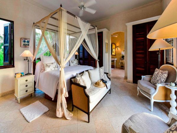 Antigua Barbuda Home 1001432