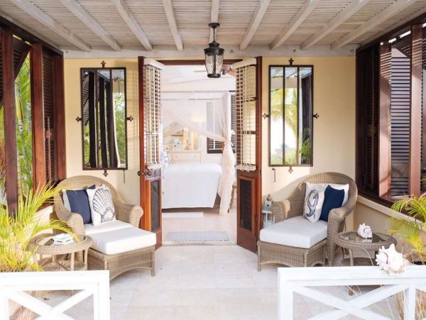 Antigua Barbuda Home 1001432