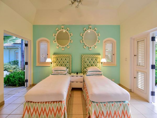 Antigua Barbuda Home 1001433