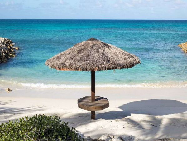 Antigua Barbuda Home 1001434