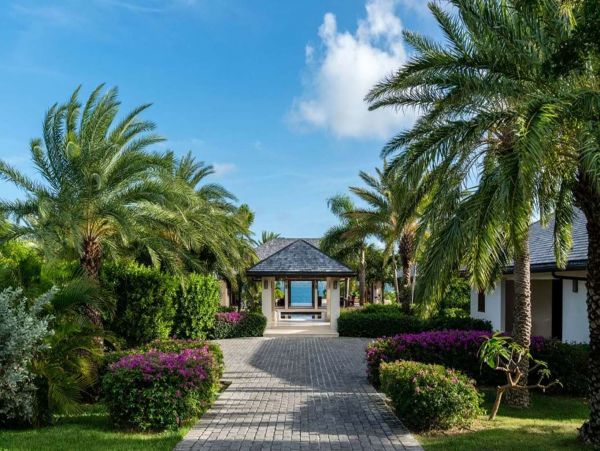 Antigua Barbuda Home 1001435