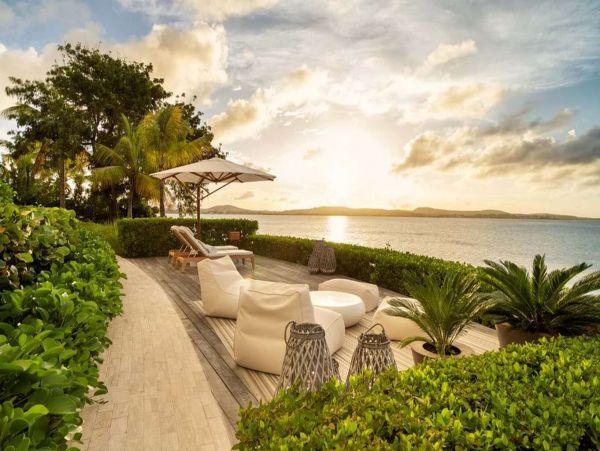 Antigua Barbuda Home 1001436