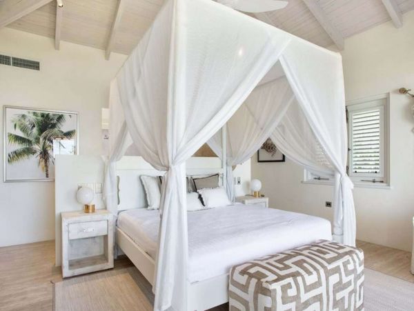 Antigua Barbuda Home 1001436