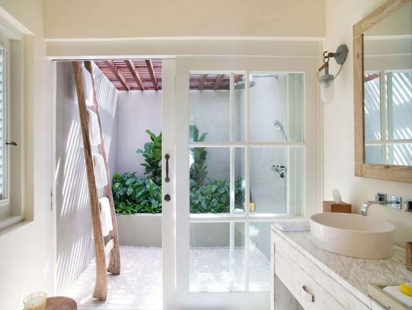 Antigua Barbuda Home 1001436